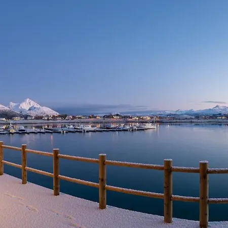 Lofoten Rorbuutleie - Lilleeidet Apartment