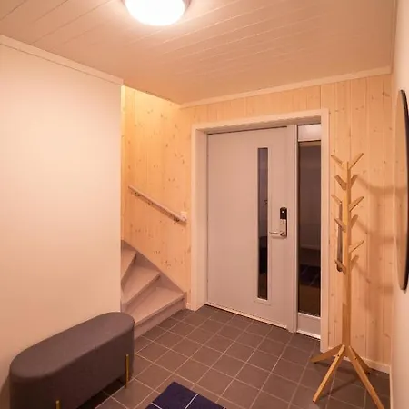 Lofoten Rorbuutleie - Lilleeidet Apartment