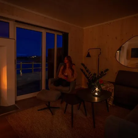 Daire Lofoten Rorbuutleie - Lilleeidet *