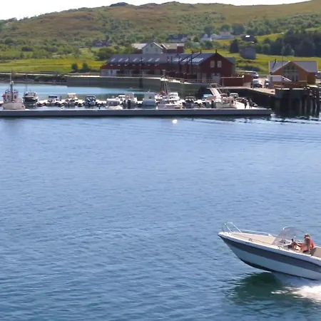 Lofoten Rorbuutleie - Lilleeidet