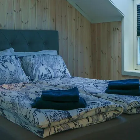 Lofoten Rorbuutleie - Lilleeidet * Gravdal (Vestvagoy)