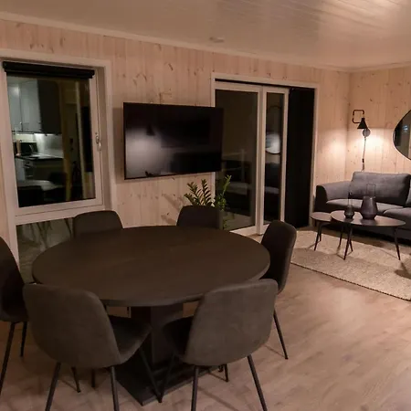 Lofoten Rorbuutleie - Lilleeidet Appartement