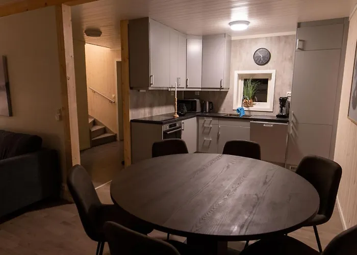 Lofoten Rorbuutleie - Lilleeidet Apartment