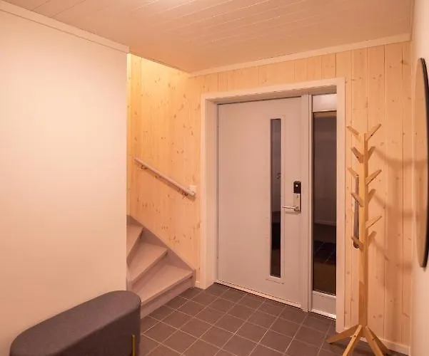 Lofoten Rorbuutleie - Lilleeidet Apartment